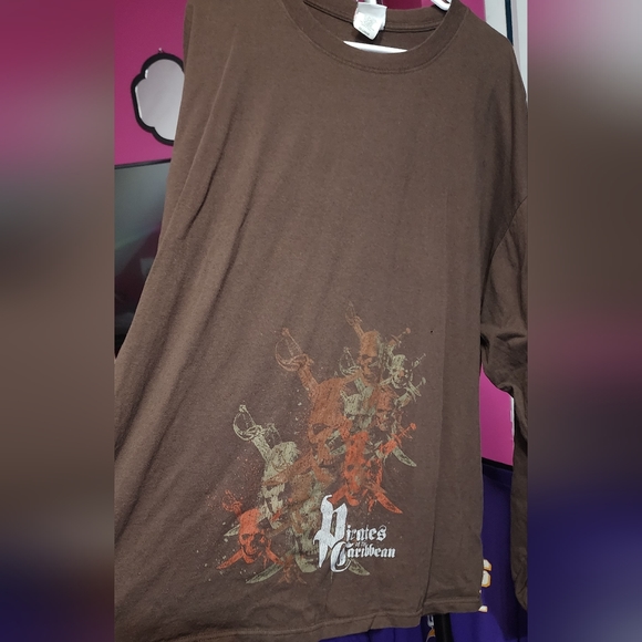 Disney Pirates of the Caribbean Tee - Picture 3 of 7
